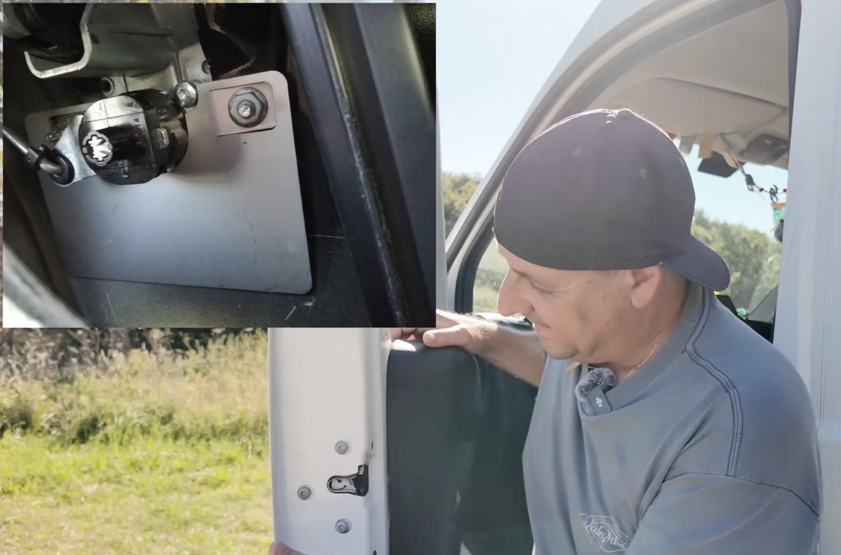 PrickStop Fahrertür Einbruchschutz im Peugeot Boxer Camper